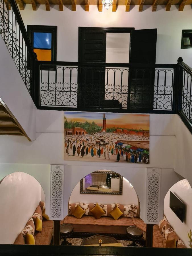 Un Riad Pour Se Divertir En Famille & Se Detendre Marrakesh Exterior photo