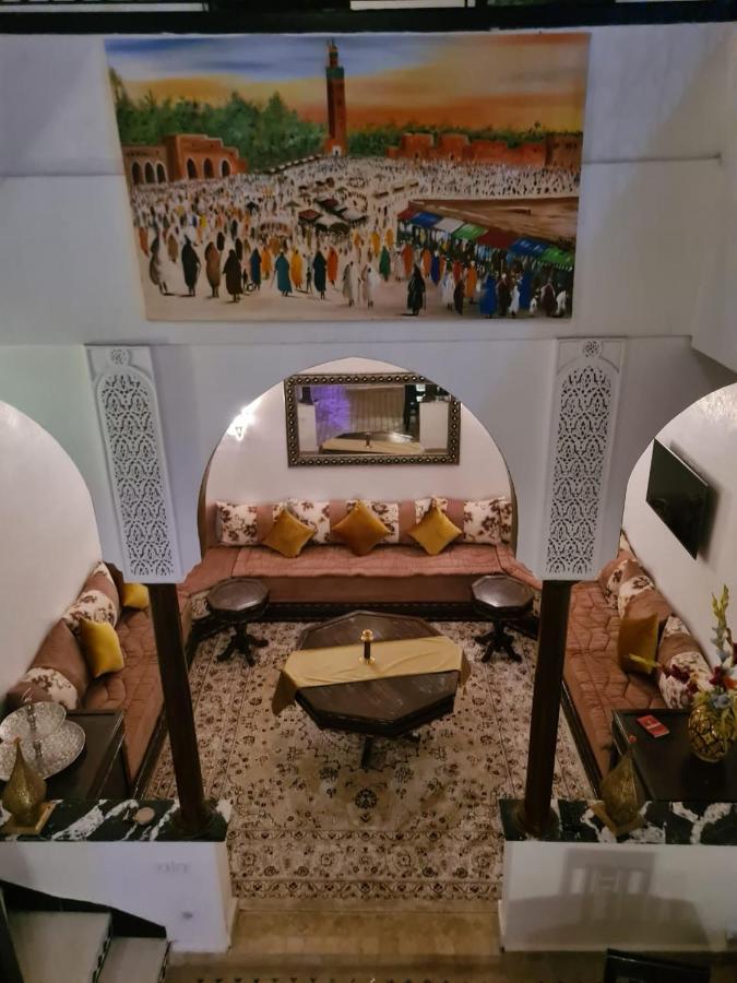 Un Riad Pour Se Divertir En Famille & Se Detendre Marrakesh Exterior photo
